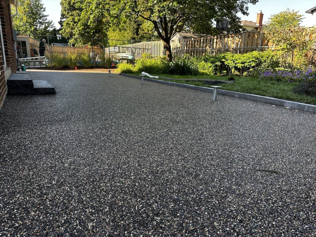 Mississauga Permeable Resin Bound Aggregate Driveway Project by dreampave.ca